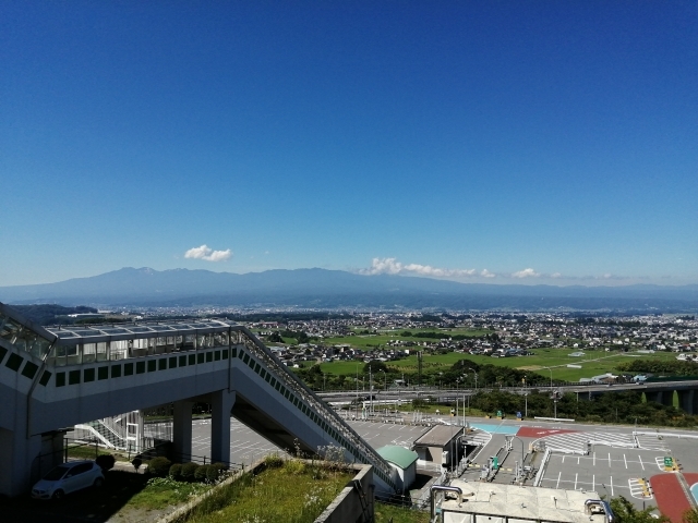 平尾山公園(佐久平ハイウェイオアシス「パラダ」)