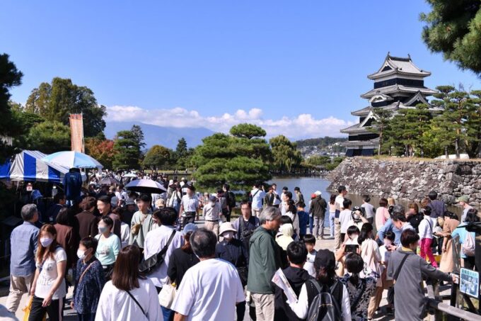 10/10(土)~12(月・祝)『第19回 信州・松本そば祭り』そばの振る舞いや体験、マルシェを開催@長野県松本市